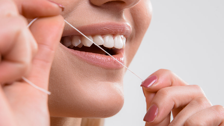 Eight Things You Can Do if Your Gums are Bleeding